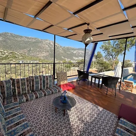 فيلة Kas'ta Barbeku Alanli, 4 Kisilik Villa-awz175