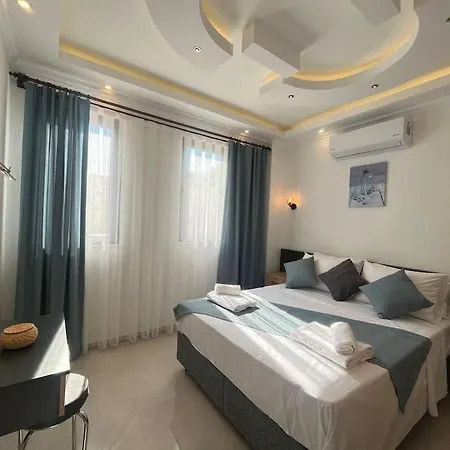 فيلة Kas'ta Barbeku Alanli, 4 Kisilik Villa-awz175