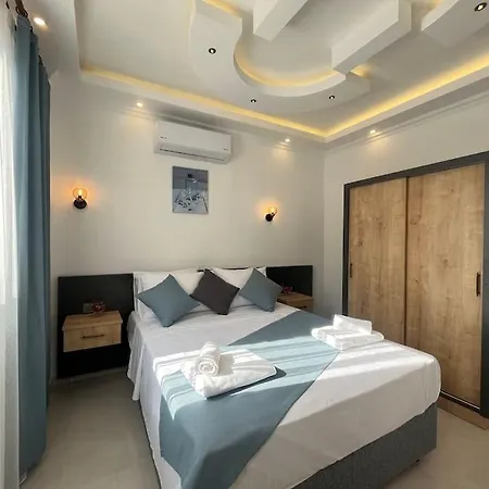 فيلة Kas'ta Barbeku Alanli, 4 Kisilik Villa-awz175